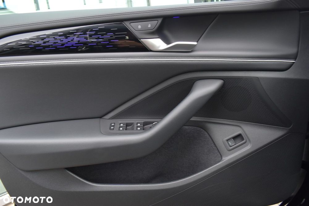 Volkswagen Passat Variant 2.0 TDI SCR Elegance DSG - 26