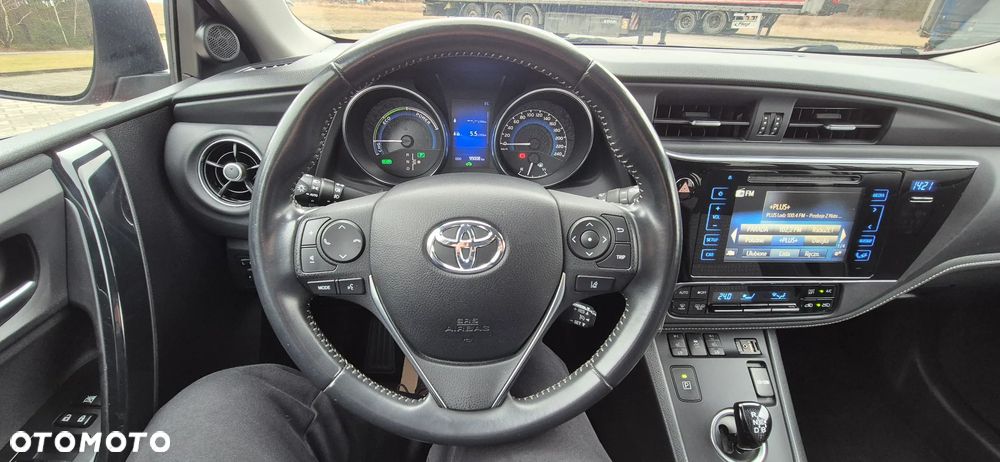 Toyota Auris - 15