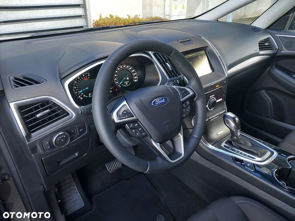 Ford S-Max 2.0 TDCi Titanium PowerShift - 35