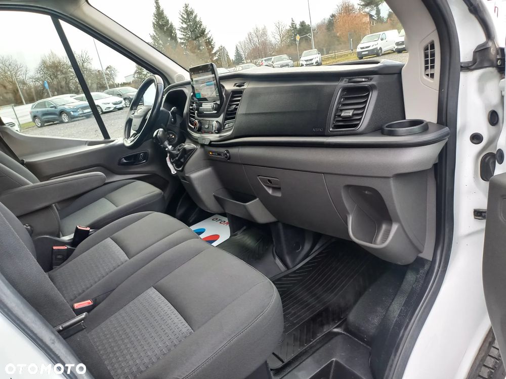 Ford Transit - 20