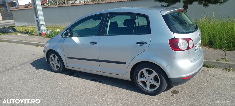 Volkswagen Golf 1.6 FSI Individual - 1