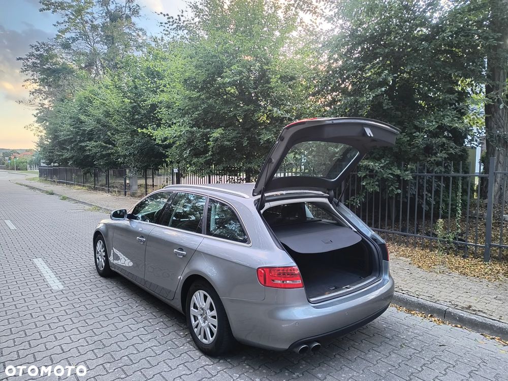 Audi A4 Avant - 6