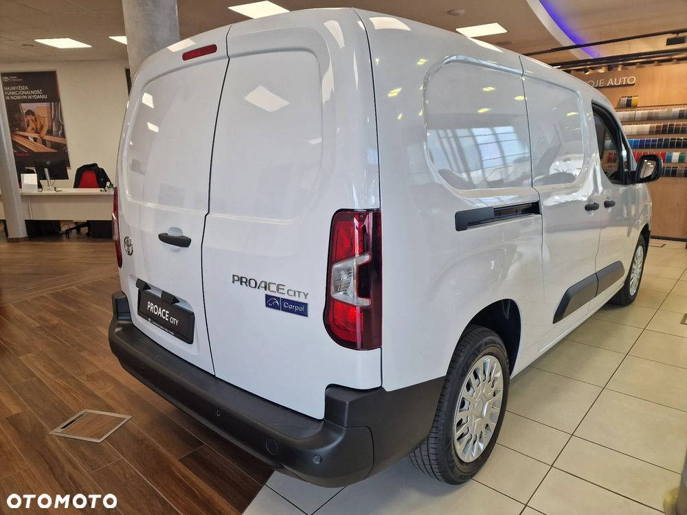 Toyota Proace City - 6