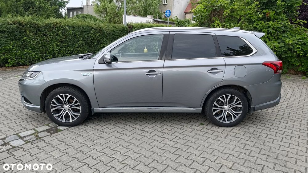 Mitsubishi Outlander Intense + - 6