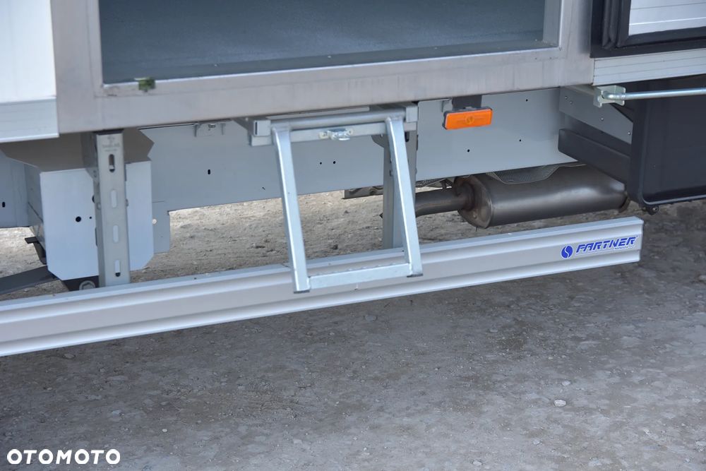 Renault Master Kontener 8EP 2.0 170KM Izoterma Chłodnia - 16