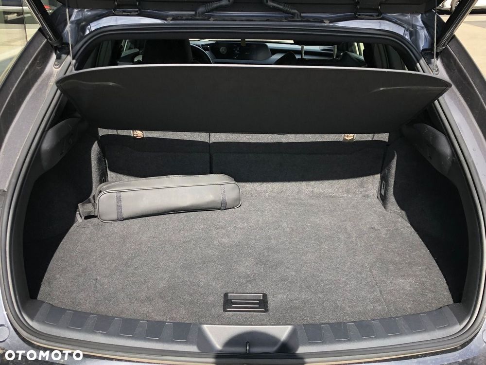 Lexus UX 250h GPF F Impression 2WD - 33