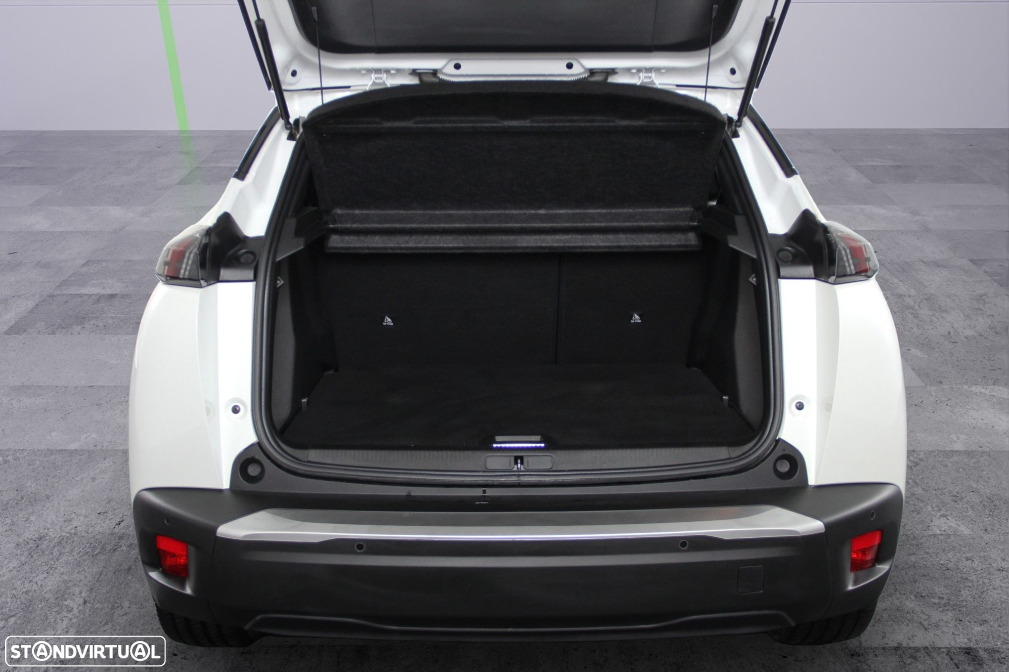 Peugeot e-2008 50 kWh Allure Pack - 5