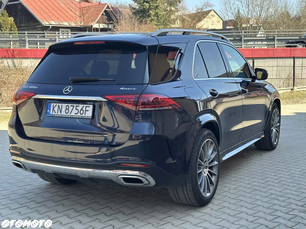 Mercedes-Benz GLE 300 d 4-Matic - 8
