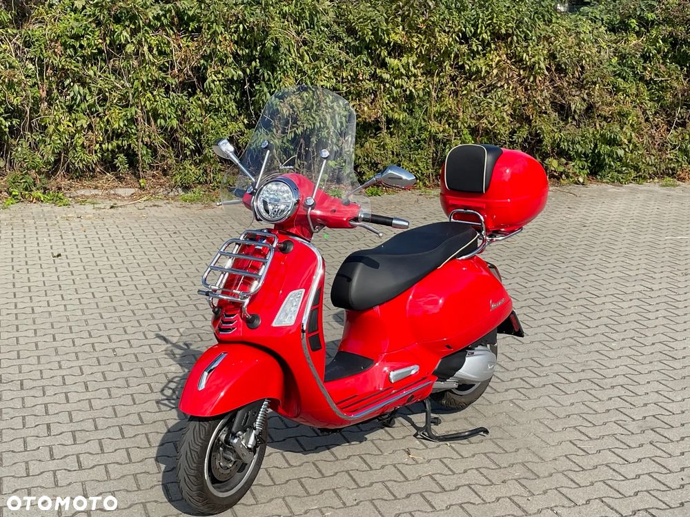 Vespa GTS - 16