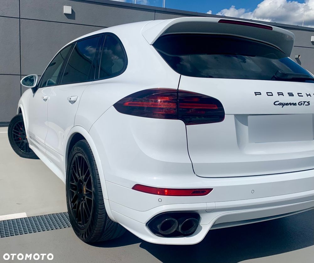 Porsche Cayenne GTS - 4