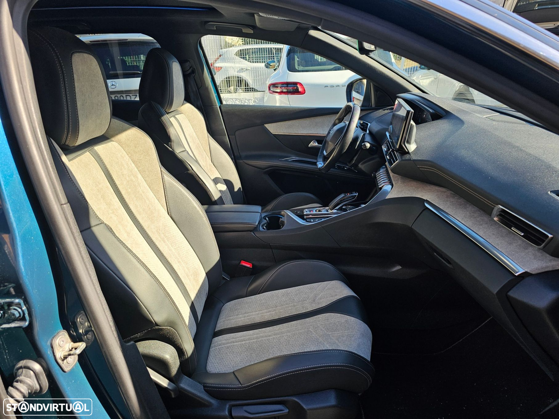 Peugeot 3008 1.6 Hybrid4 GT e-EAT8 - 10