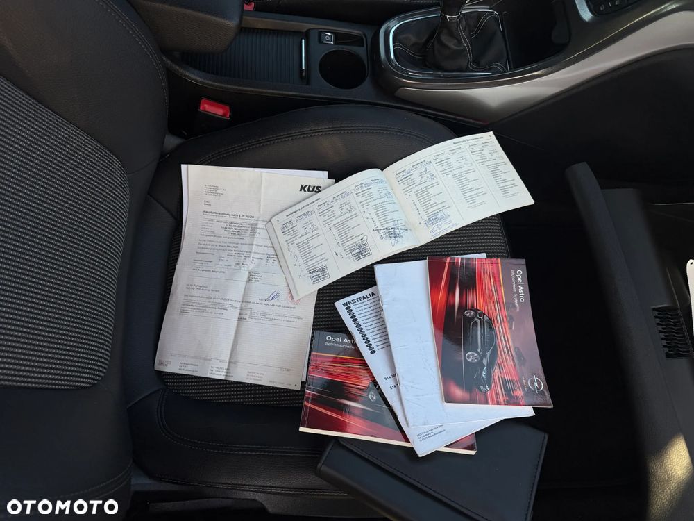 Opel Astra 1.4 Turbo Exklusiv - 17