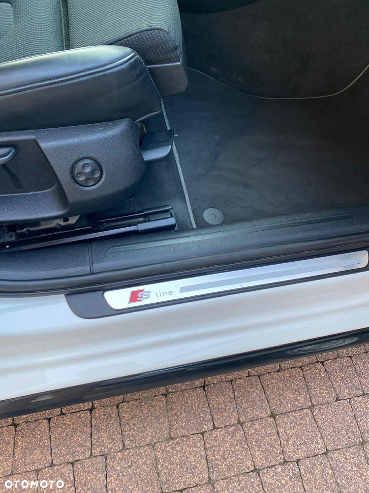 Audi A4 Avant 2.0 TDI - 5