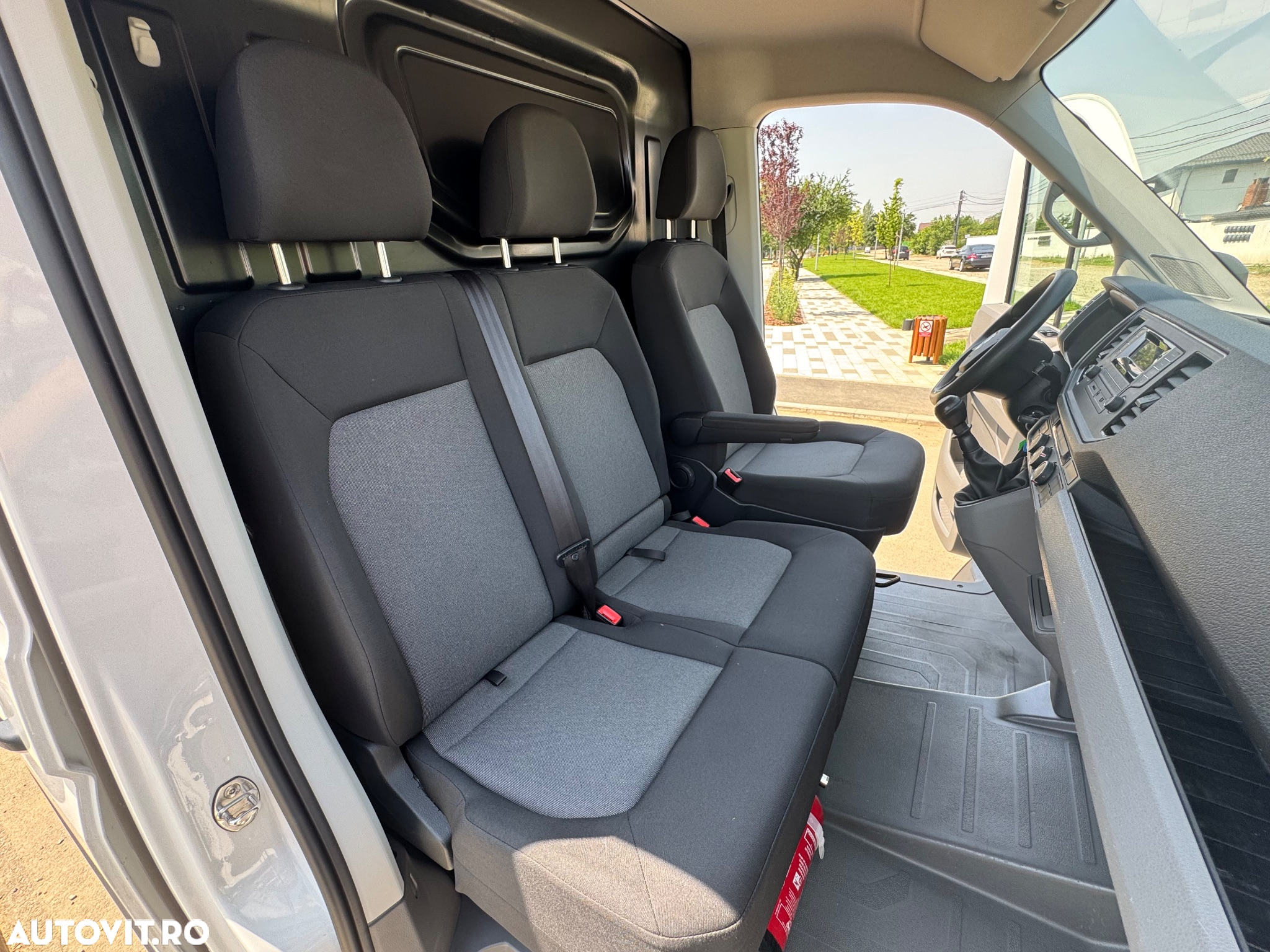 Volkswagen Crafter - 12
