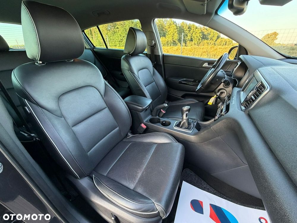 Kia Sportage - 10