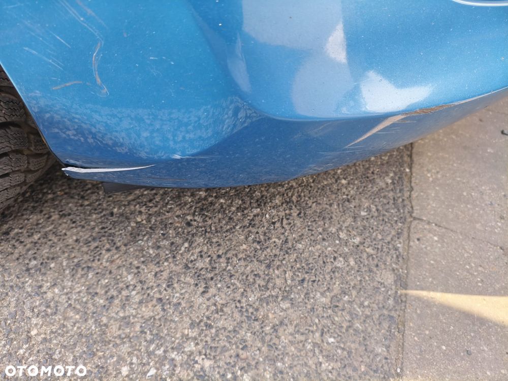 Hyundai i30 blue 1.6 CRDi Trend - 17