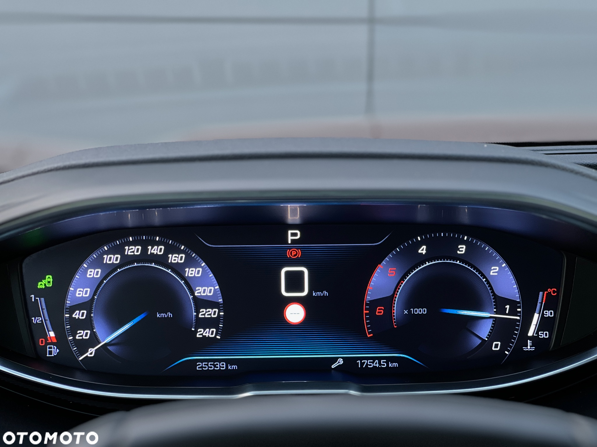 Peugeot 3008 BlueHDi 120 EAT6 Stop & Start Allure - 23