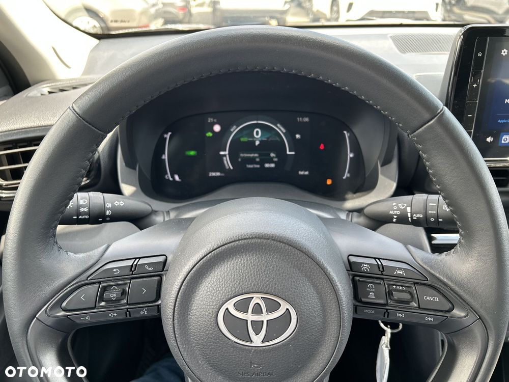 Toyota Yaris Cross Hybrid 1.5 Comfort - 12