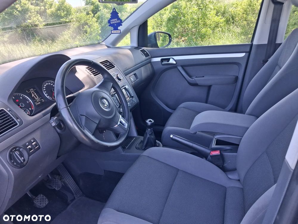Volkswagen Touran 1.6 TDI DPF BlueMot Trendline - 11
