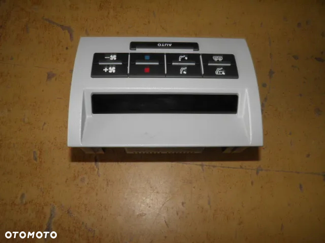 PANEL KLIMATYZACJI VW T6 - 3