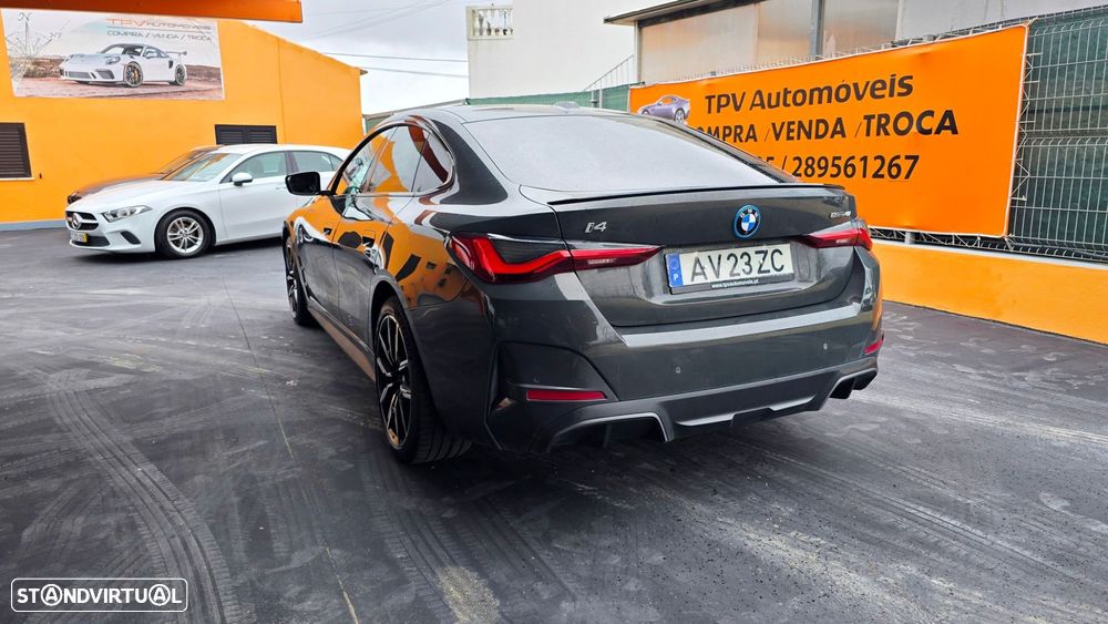 BMW i4 eDrive40 Desportiva M - 22