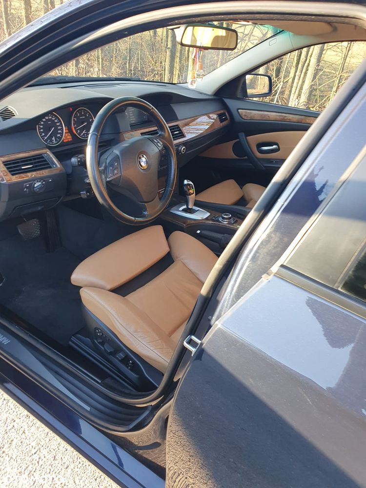 BMW Seria 5 525xi Edition Exclusive - 24