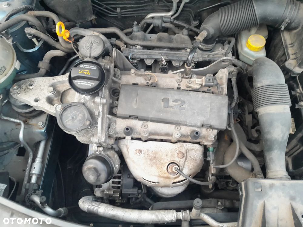 Skoda Fabia 1.2 HTP Elegance - 21