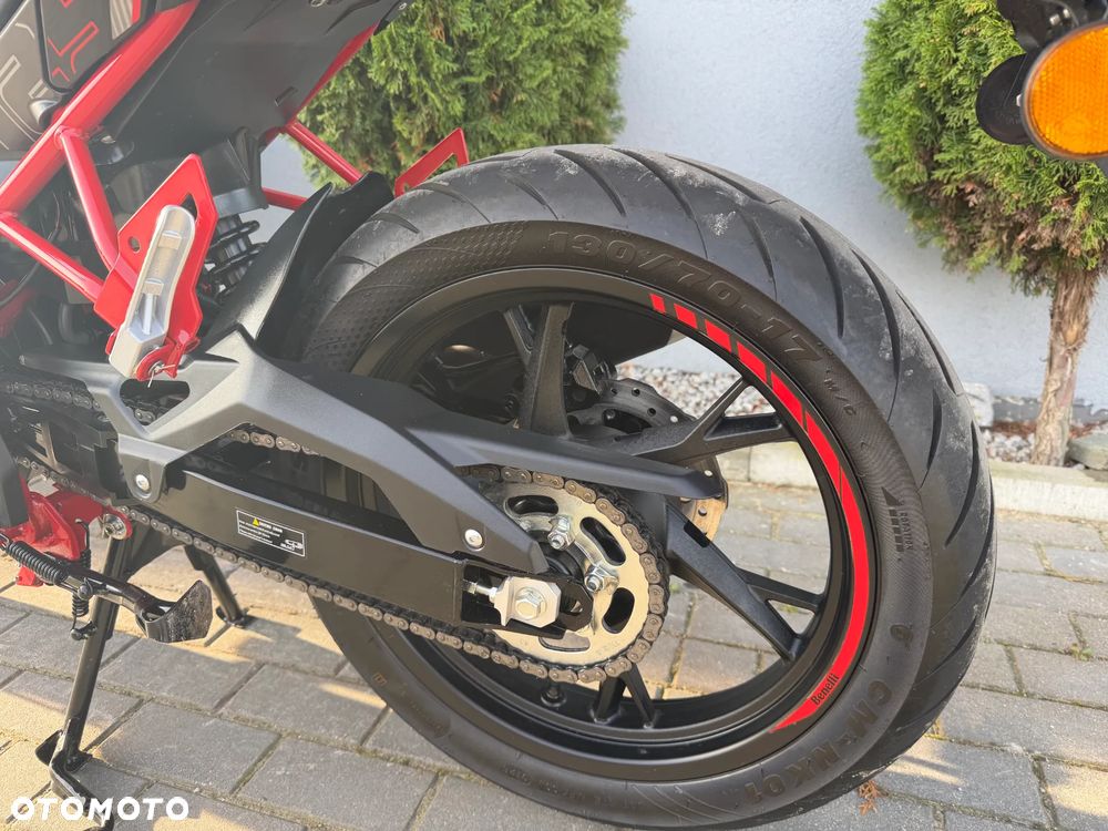 Benelli BN 125 - 28