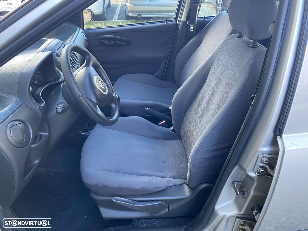 Fiat Punto 70 JTD Multijet Dynamic - 4