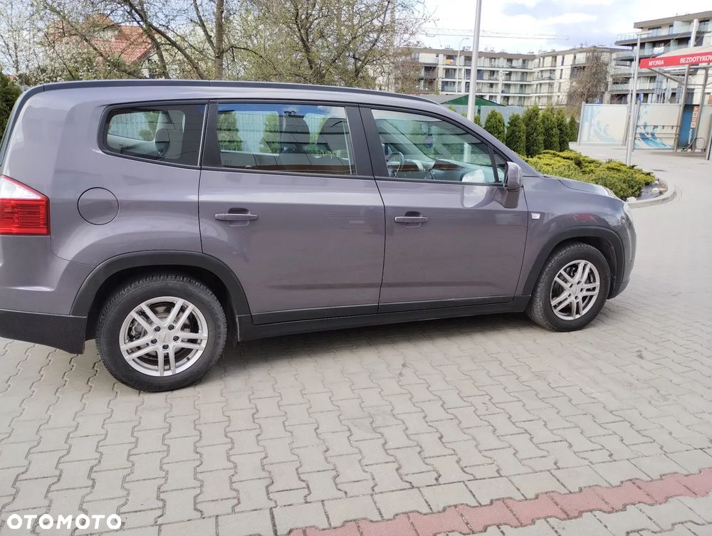 Chevrolet Orlando - 5