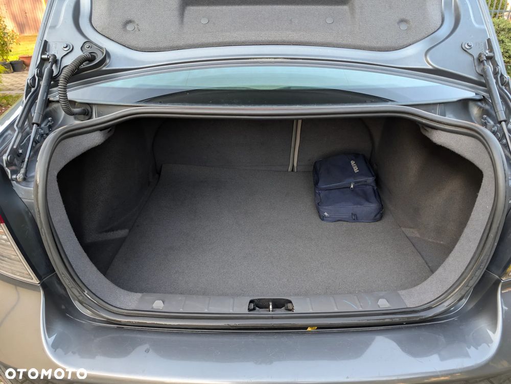 Volvo S40 2.0D Momentum - 17