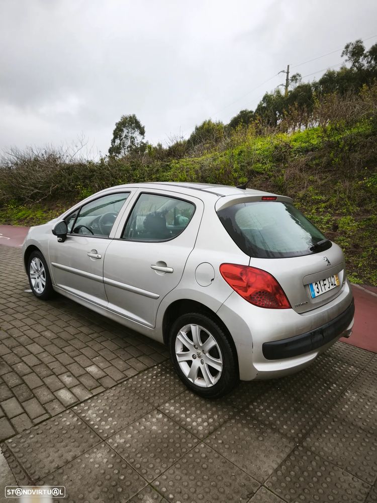Peugeot 207 1.6 HDi 99g - 7