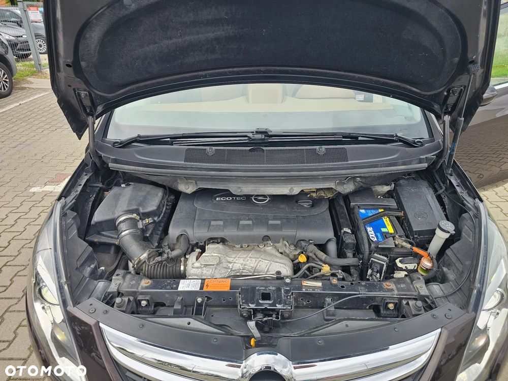 Opel Zafira 2.0 CDTI Cosmo EcoFLEX S&S - 37