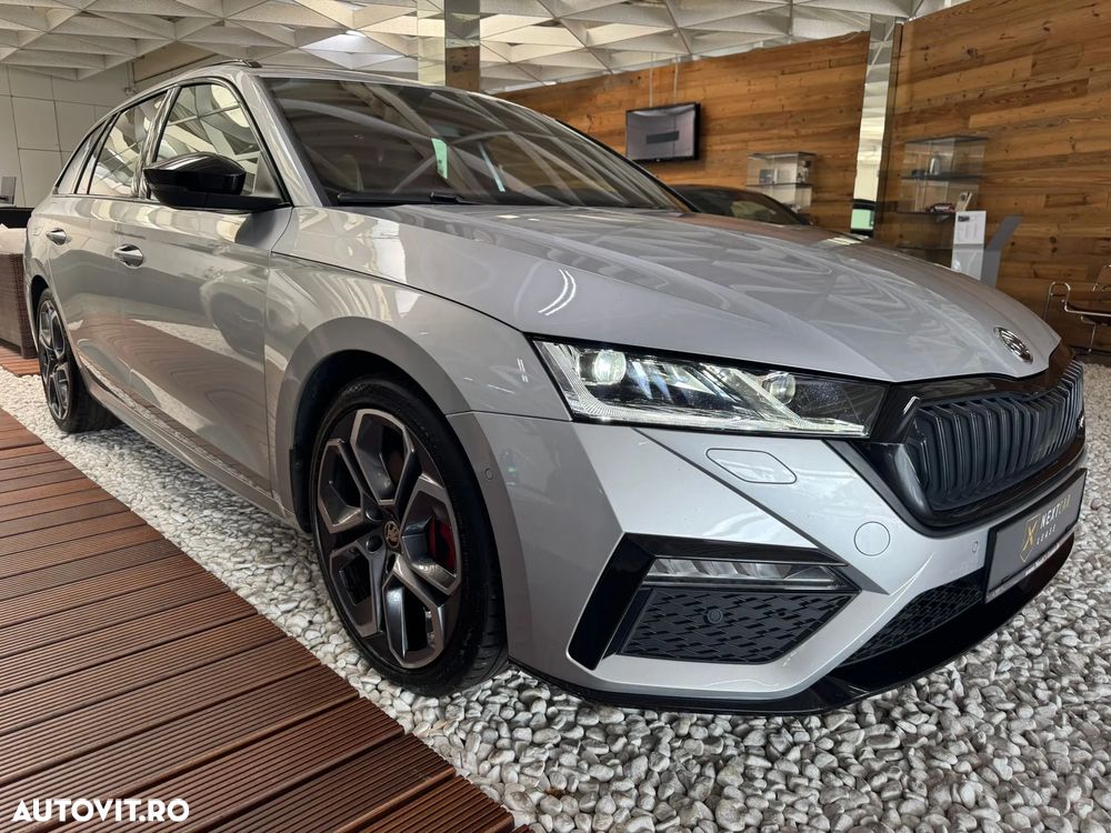 Skoda Octavia 2.0 TSI DSG RS Plus - 4