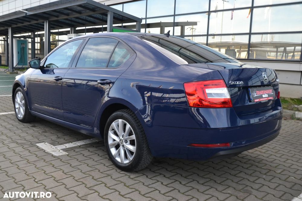 Skoda Octavia 2.0 TDI DSG Style - 8