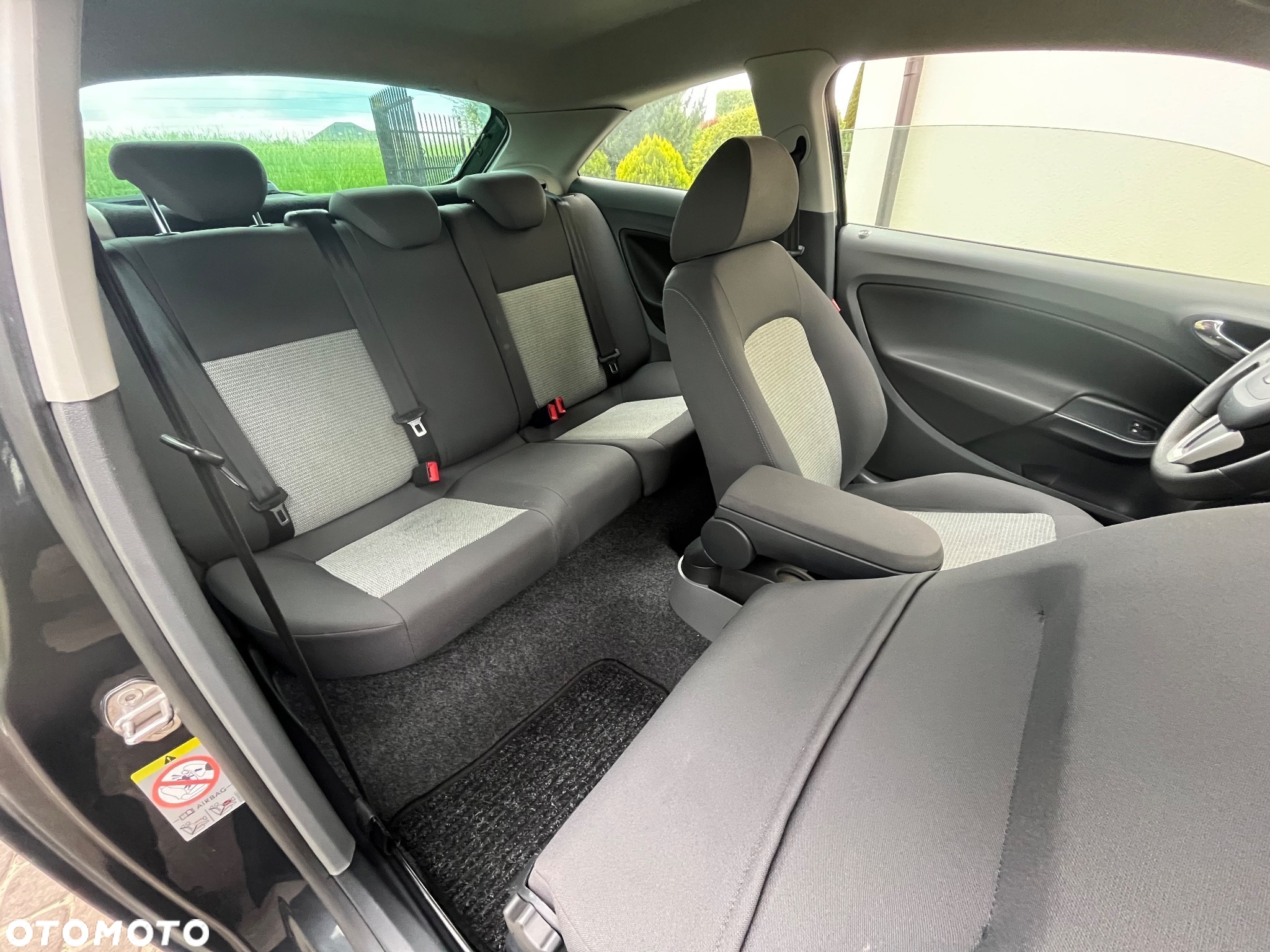 Seat Ibiza 1.6 16V Comfort Edition - 12