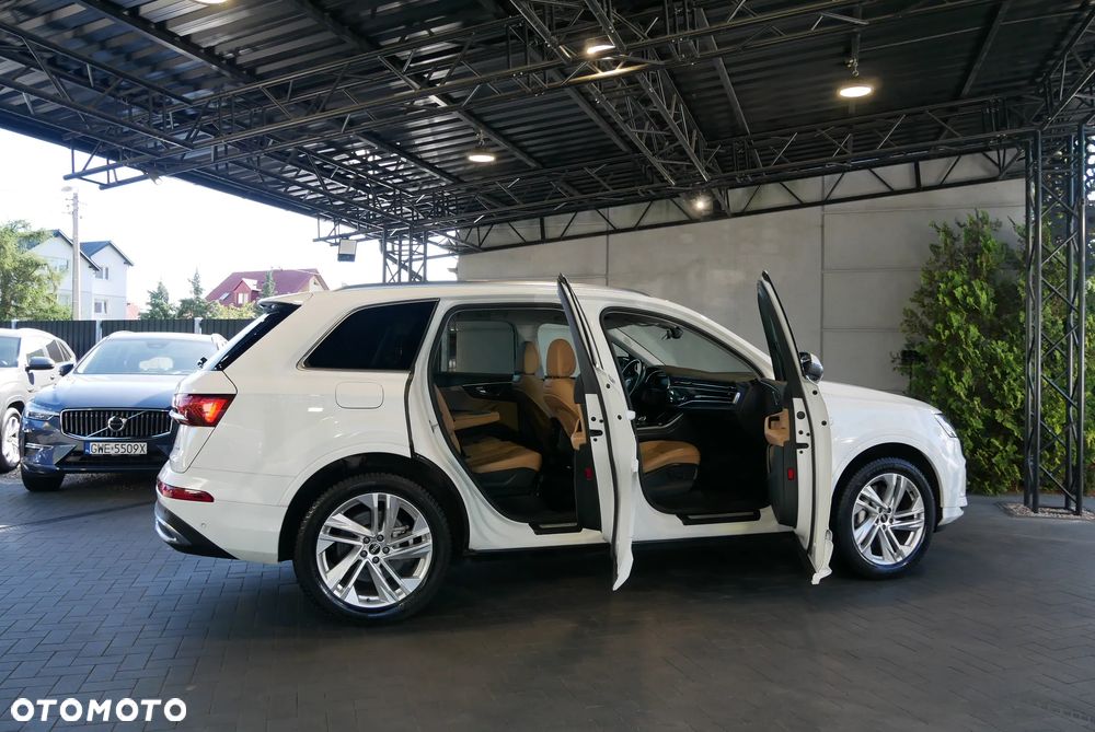 Audi Q7 - 7