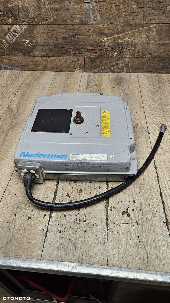 Profesjonalny Zwijacz do węża oleju NEDERMAN 884 10m 1/2" 75 Bar - 13