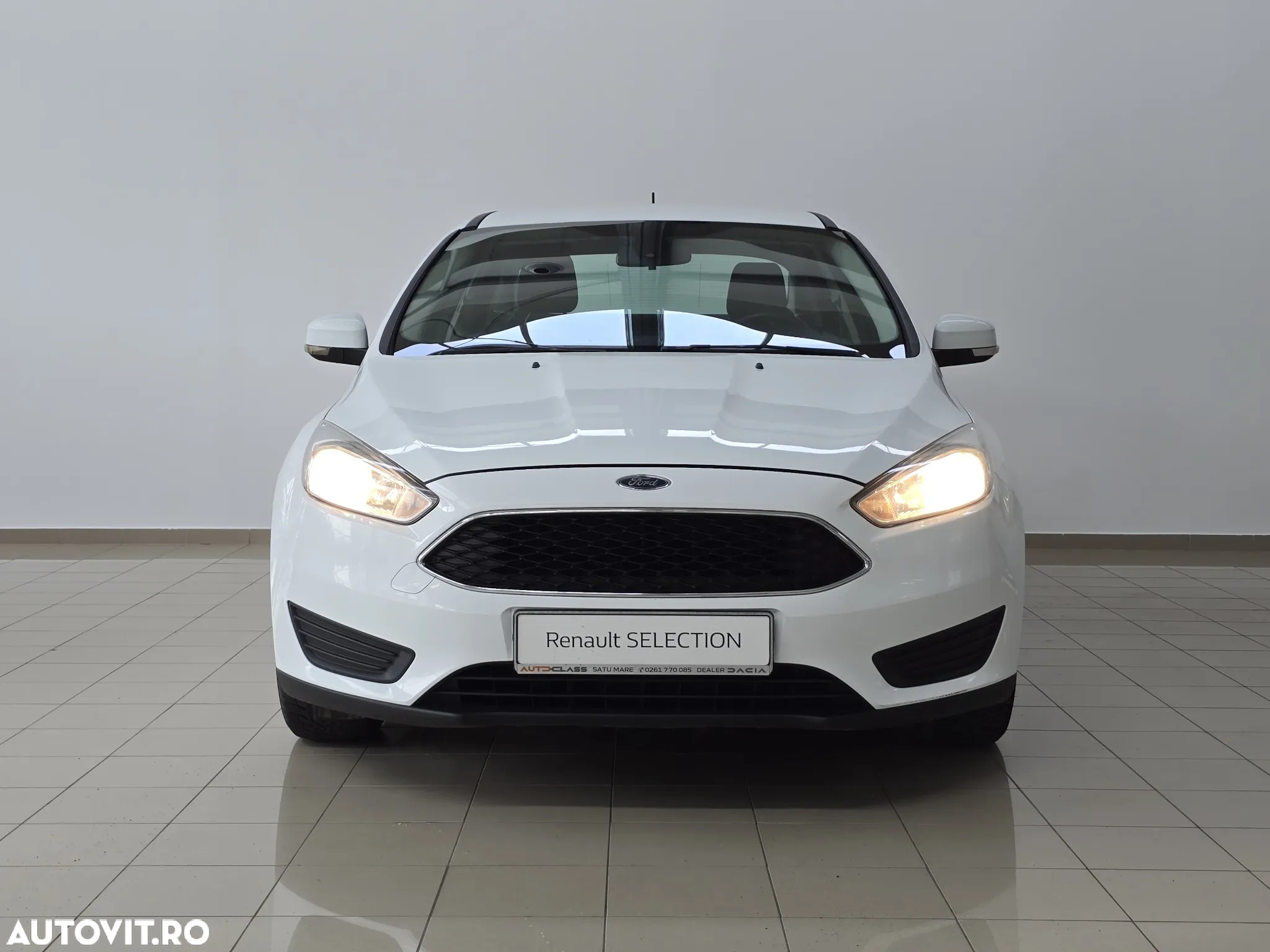 Ford Focus 1.0 EcoBoost Trend - 13