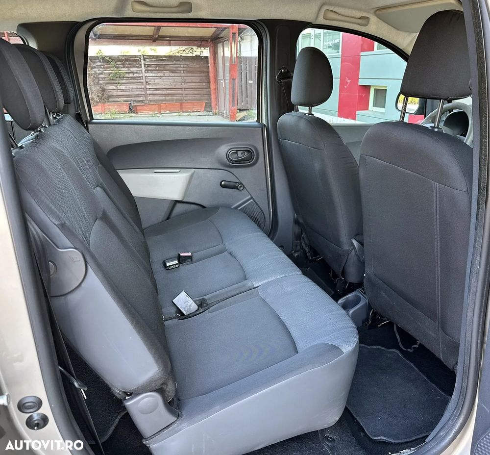 Dacia Lodgy - 25