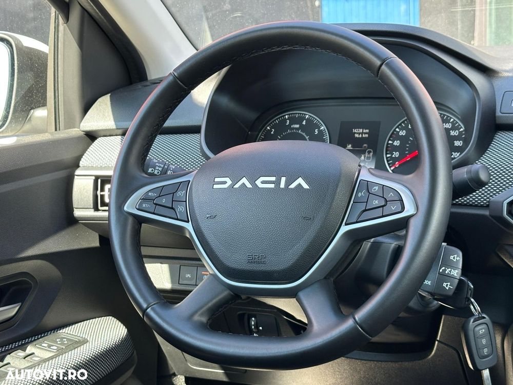 Dacia Logan - 8
