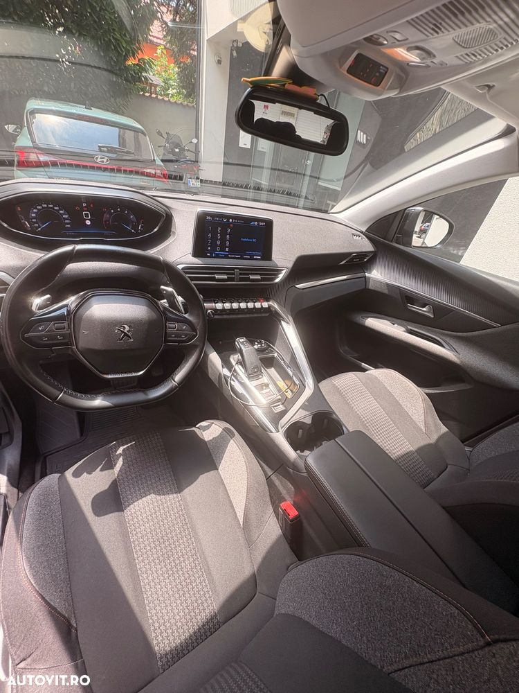 Peugeot 3008 1.6 PureTech Turbo S&S EAT8 Active - 11