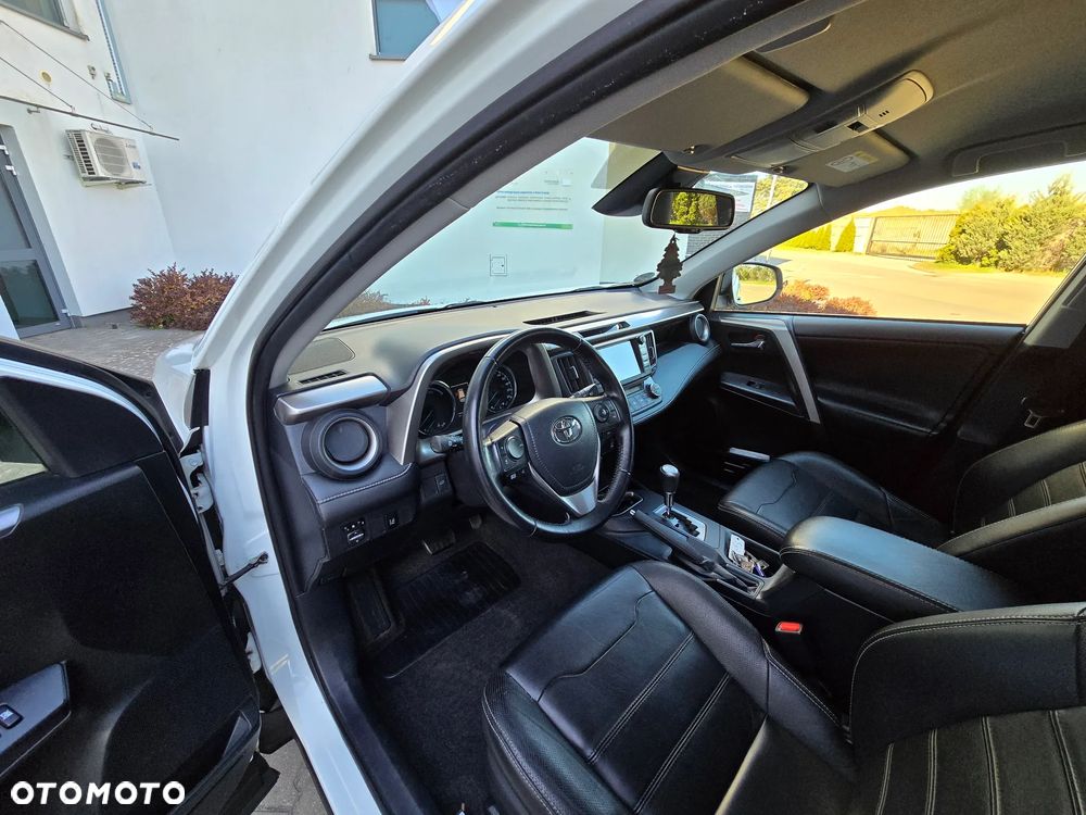 Toyota RAV4 - 27