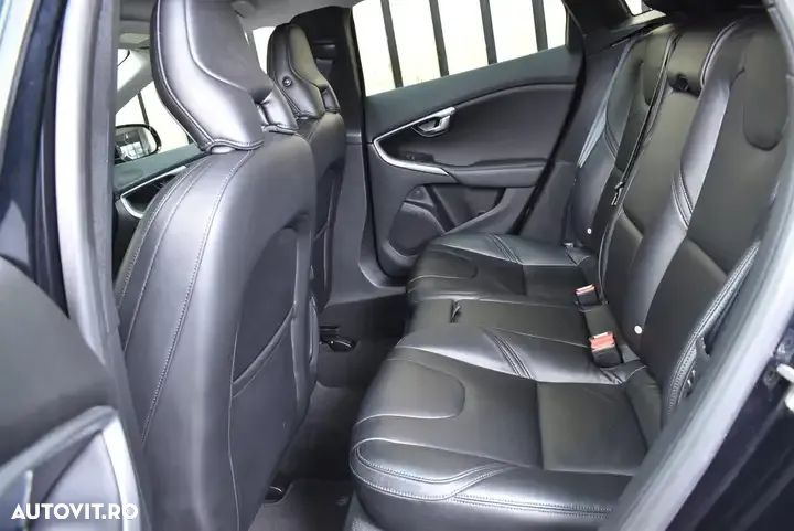 Volvo V40 - 8