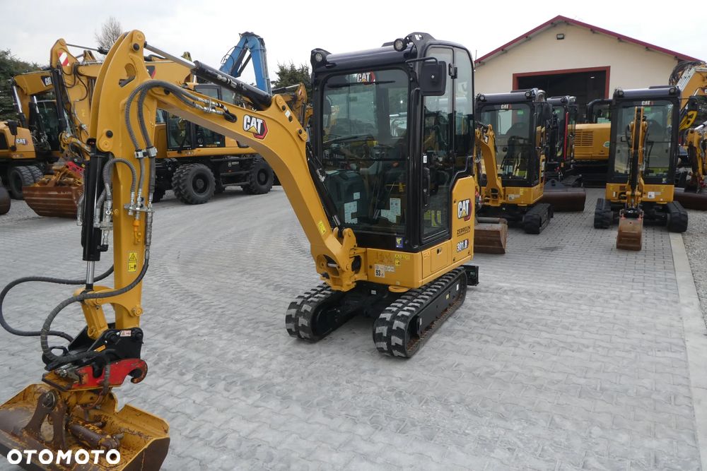 Caterpillar 301,8 - 9