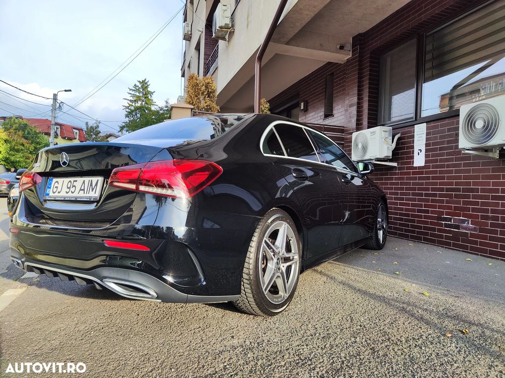 Mercedes-Benz A 180 Sedan - 9