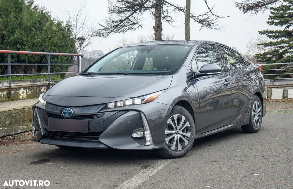 Toyota Prius - 1