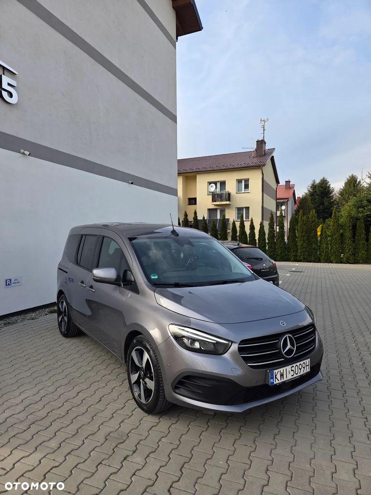 Mercedes-Benz Klasa T 180 Automatik Style - 6