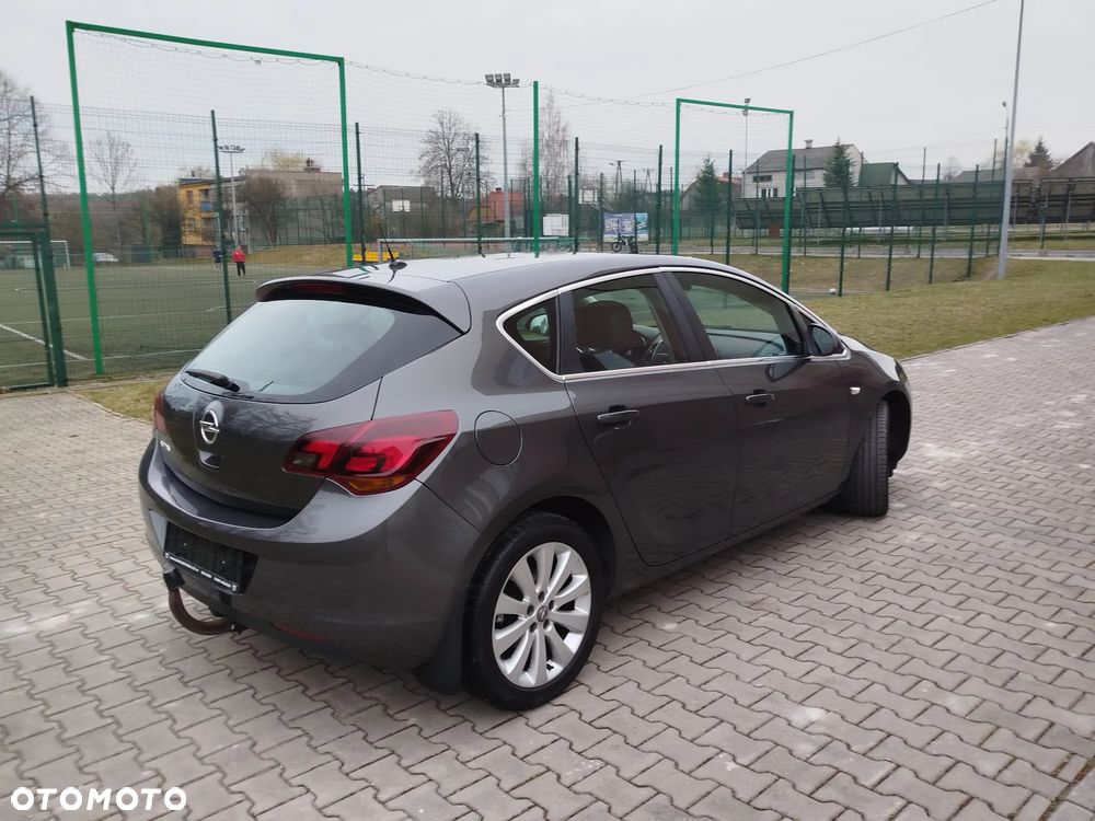 Opel Astra 1.6 Easytronic Cosmo - 21