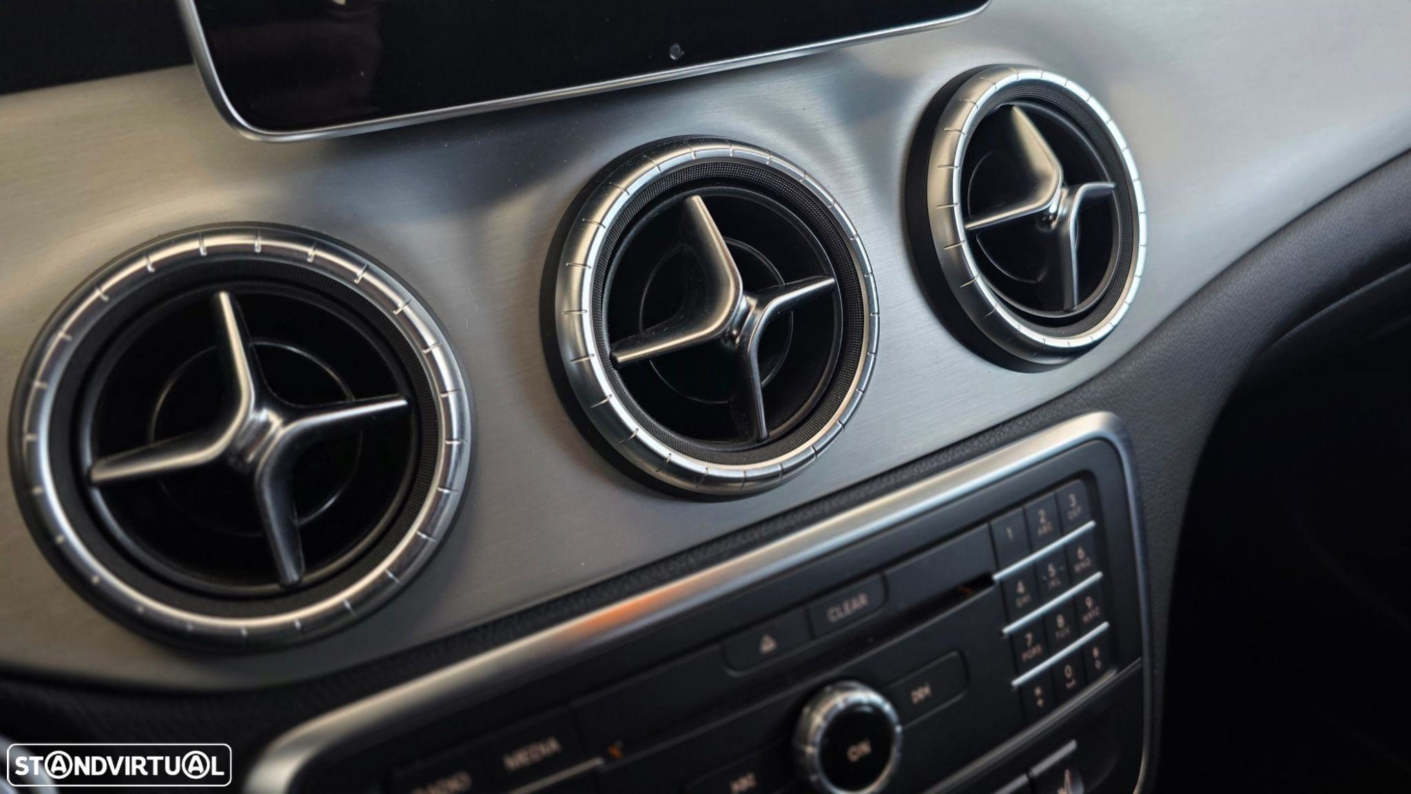 Mercedes-Benz CLA 220 d Shooting Brake AMG Line Aut. - 31